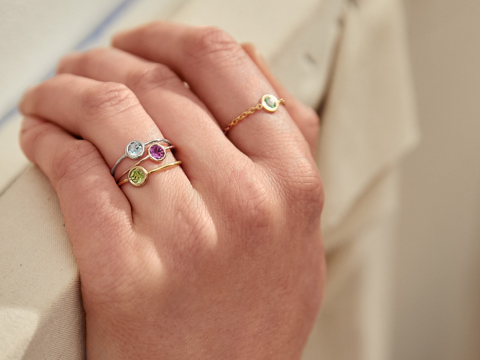 Triorama Ring