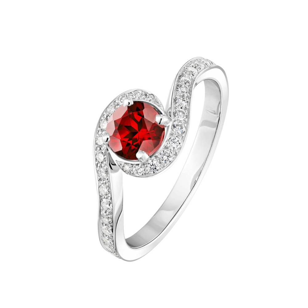 Ring Platinum Garnet and diamonds Amelia 2